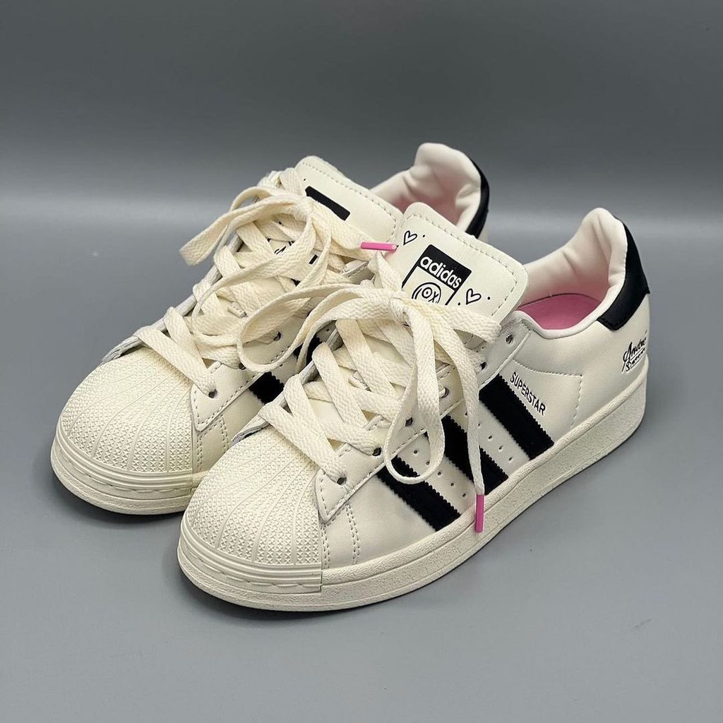 Adidas Superstar